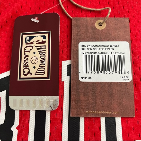 Scottie Pippen Chicago Bulls 1997-1998 Mitchell & Ness Red NBA Swingman Jersey - Picture 3 of 7